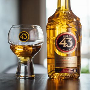 Kit Licor 43 700ml + Copo Drink Carajillo