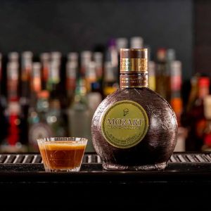 Licor Mozart Dark Chocolate 700 ml